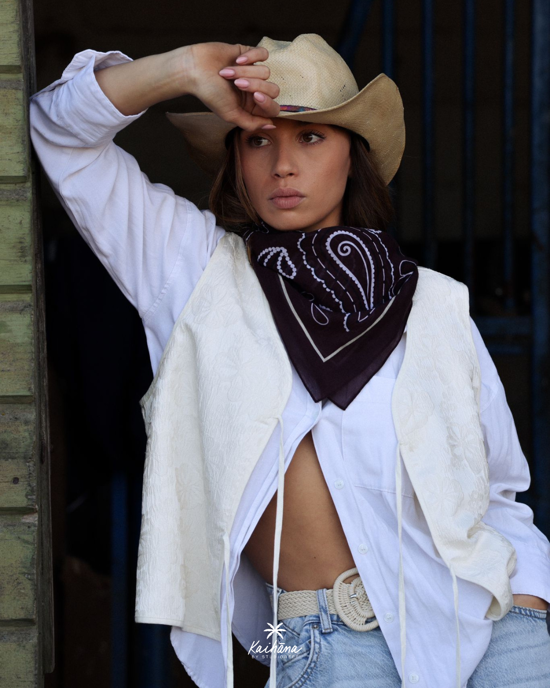 Kaihana beachwear, paréos et foulards inspirés par l’océan.